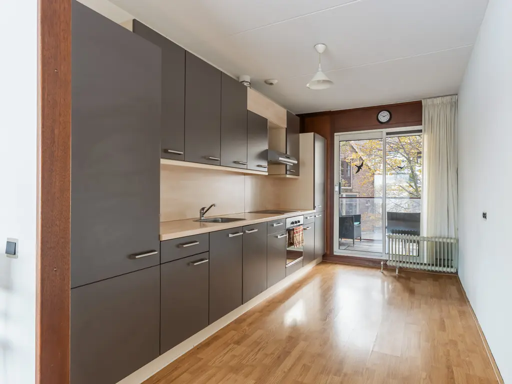 Merwekade 93, DORDRECHT