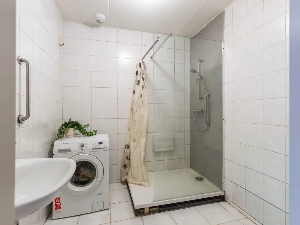 Merwekade 93, DORDRECHT