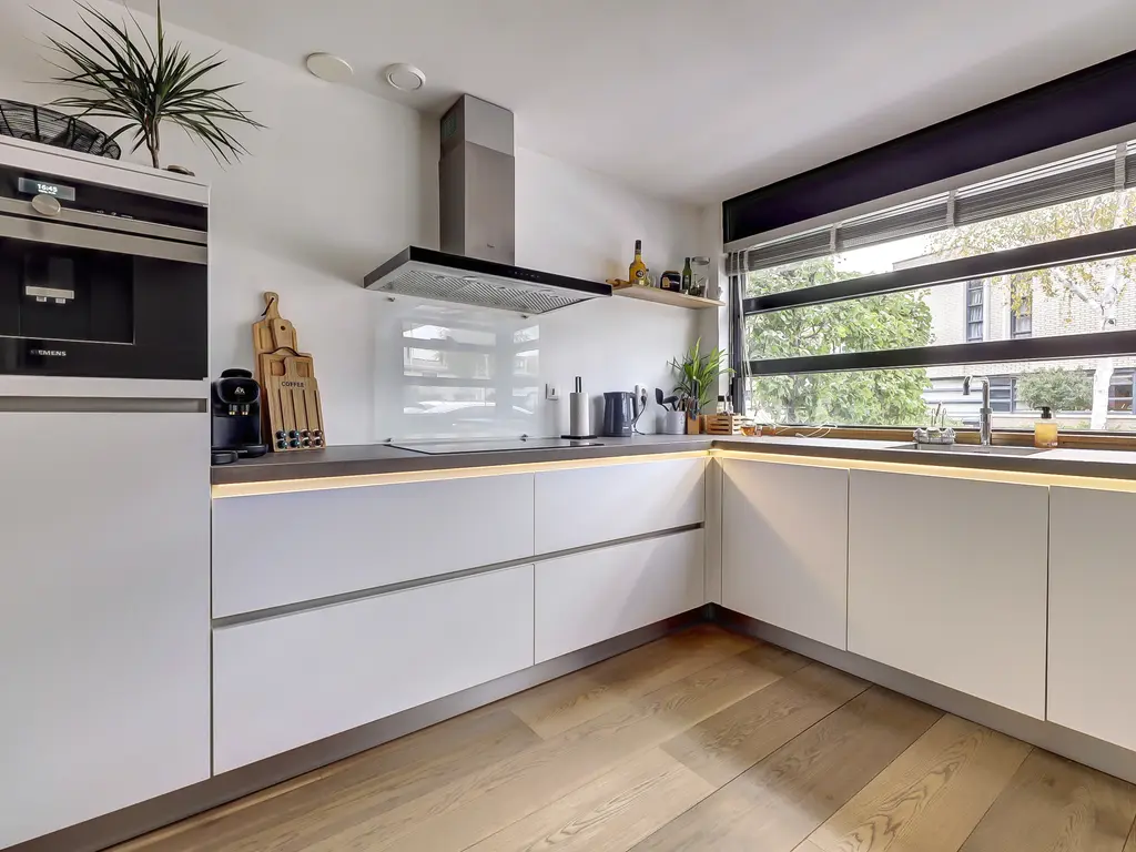 Branco 19, DORDRECHT