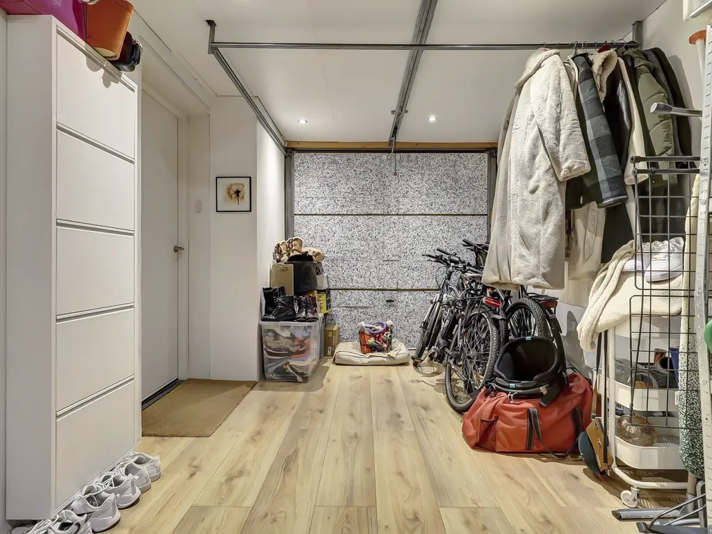 Branco 19, DORDRECHT