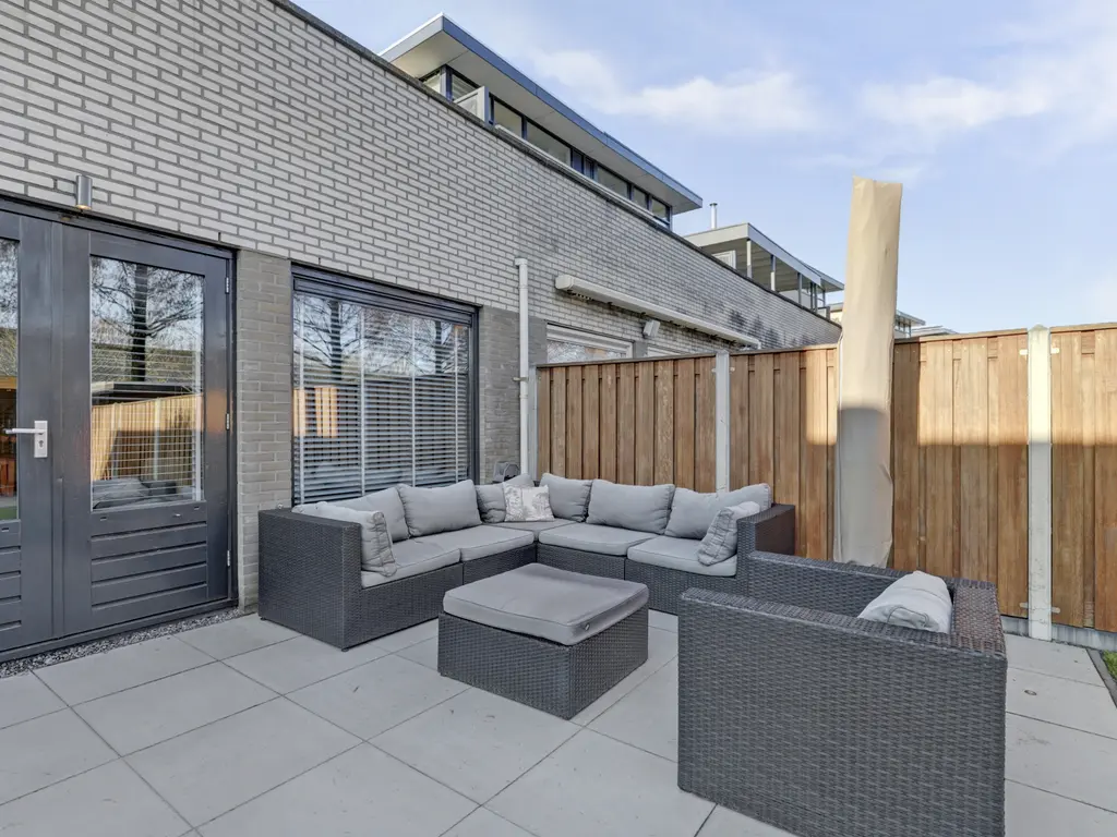 Branco 19, DORDRECHT