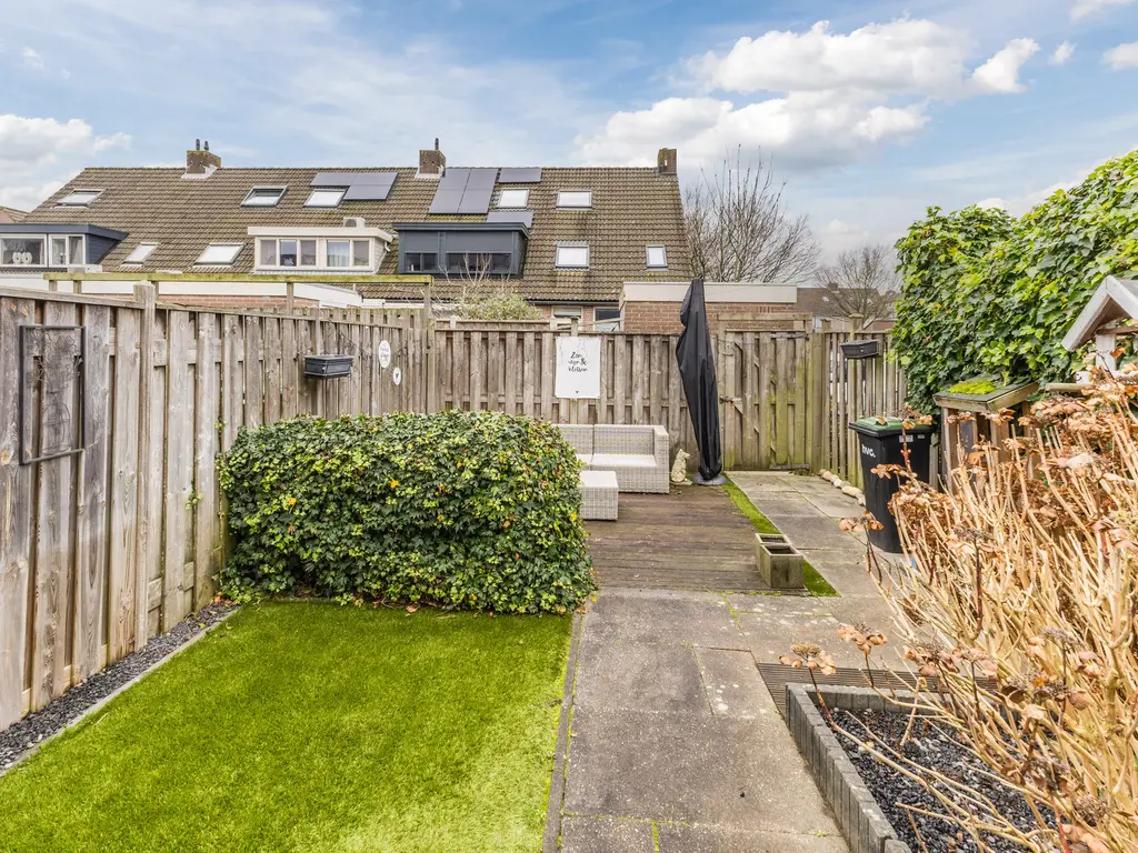 Elzenzoom 39, PAPENDRECHT