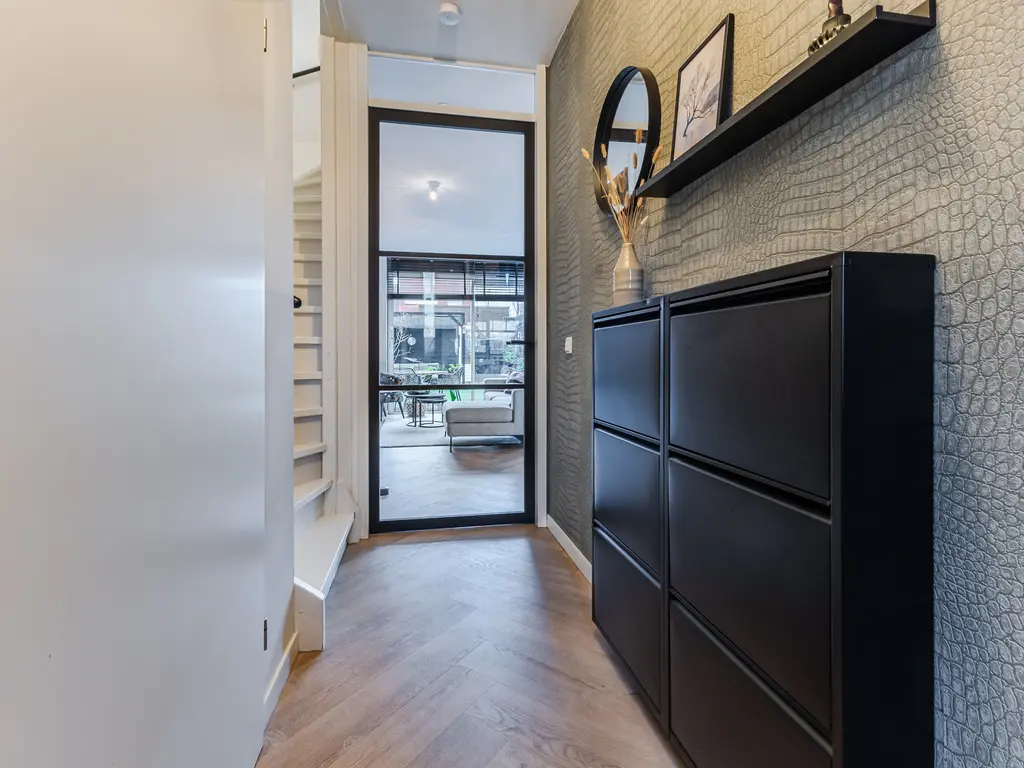 Alver 108, PAPENDRECHT