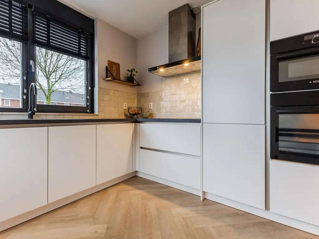 Alver 108, PAPENDRECHT