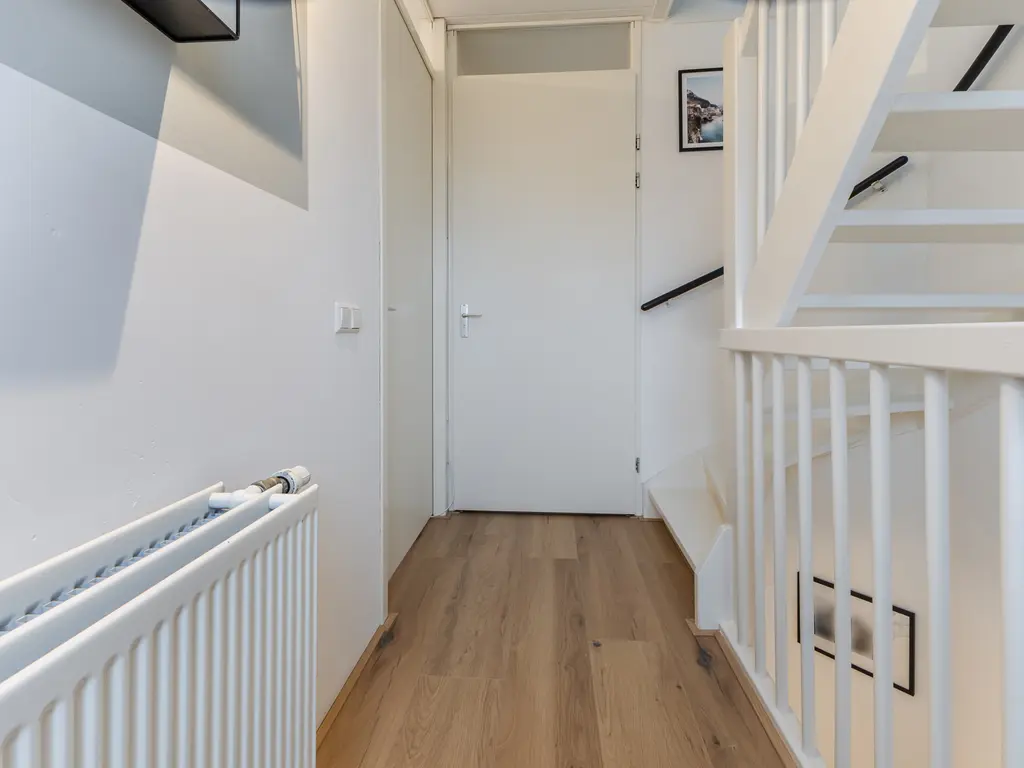 Alver 108, PAPENDRECHT