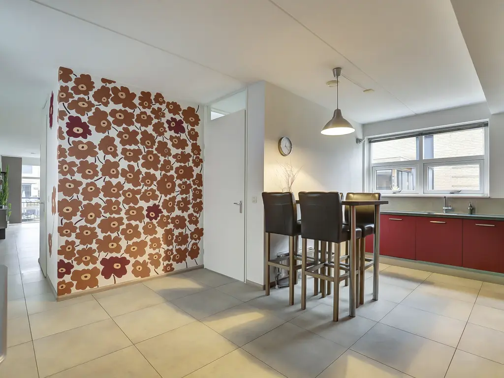 Zwanebloem 4, HENDRIK-IDO-AMBACHT