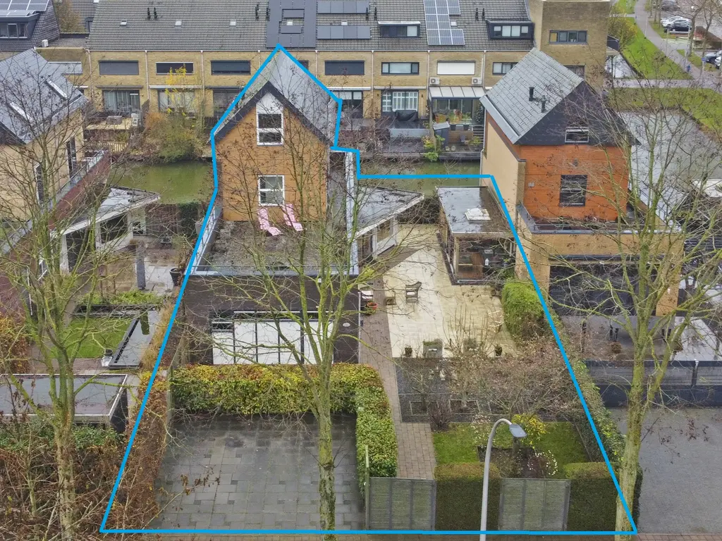 Zwanebloem 4, HENDRIK-IDO-AMBACHT