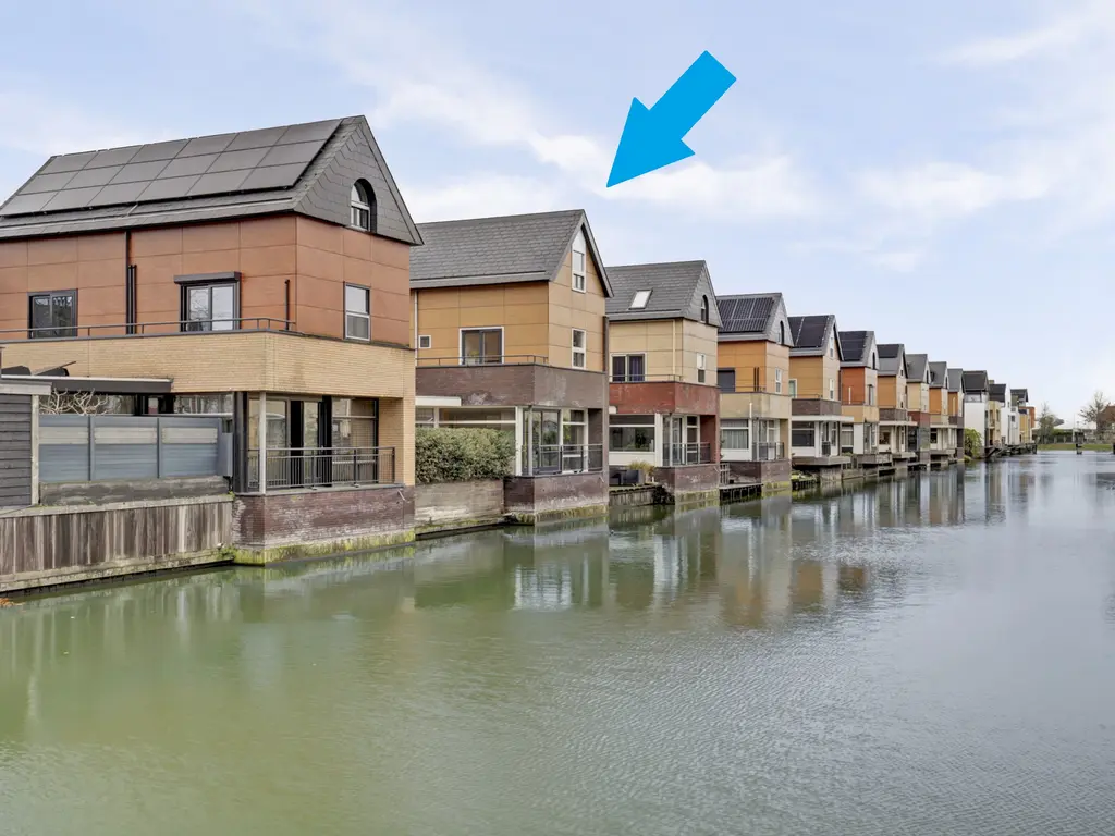 Zwanebloem 4, HENDRIK-IDO-AMBACHT