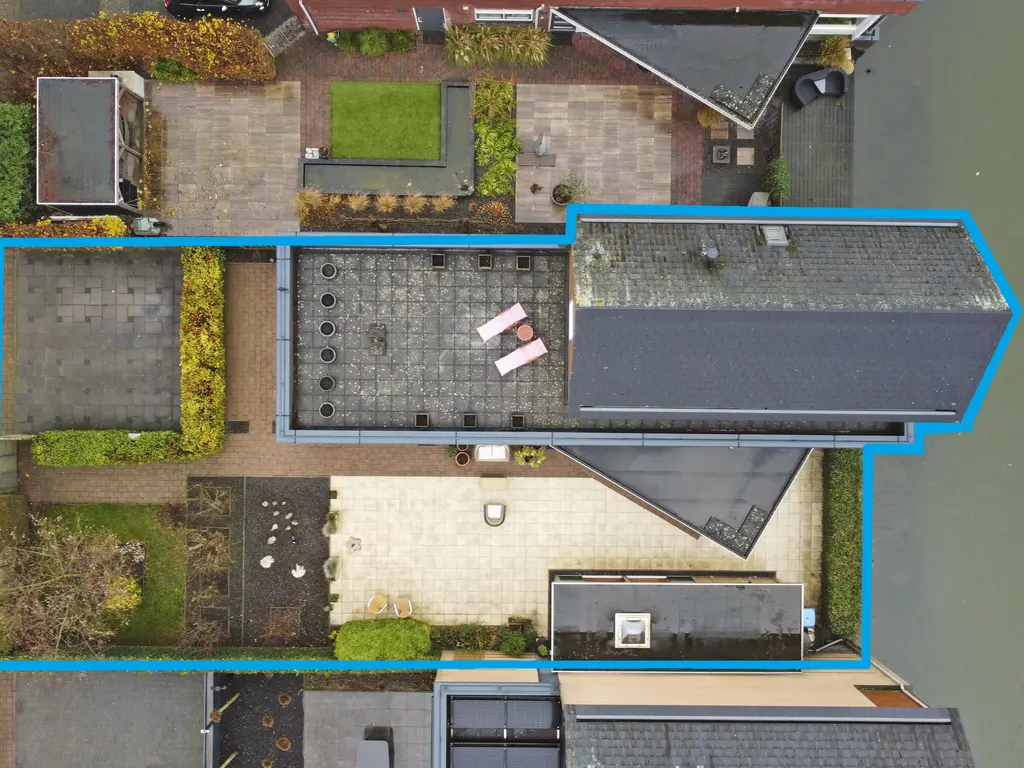 Zwanebloem 4, HENDRIK-IDO-AMBACHT