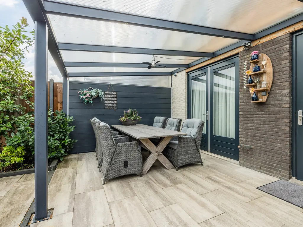 Alver 9, PAPENDRECHT