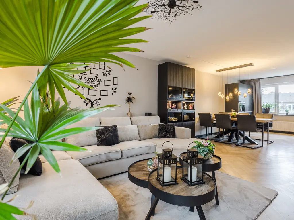 Alver 9, PAPENDRECHT