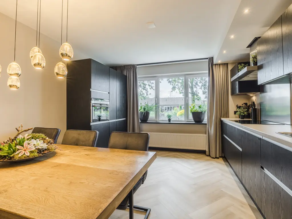 Alver 9, PAPENDRECHT