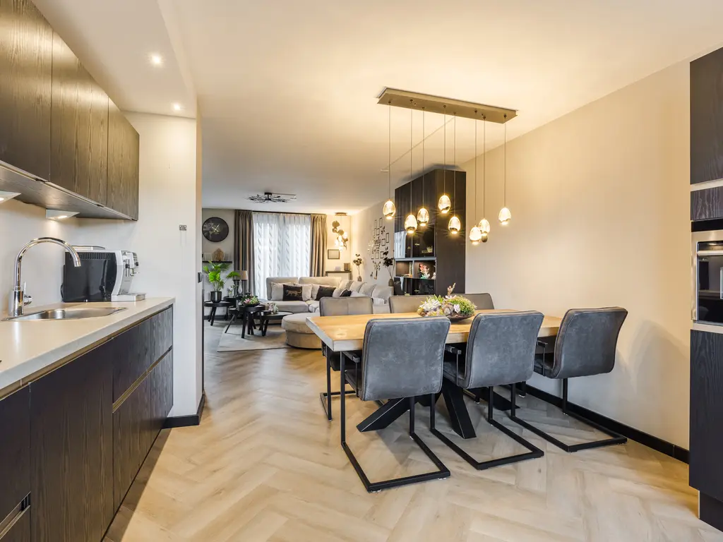 Alver 9, PAPENDRECHT