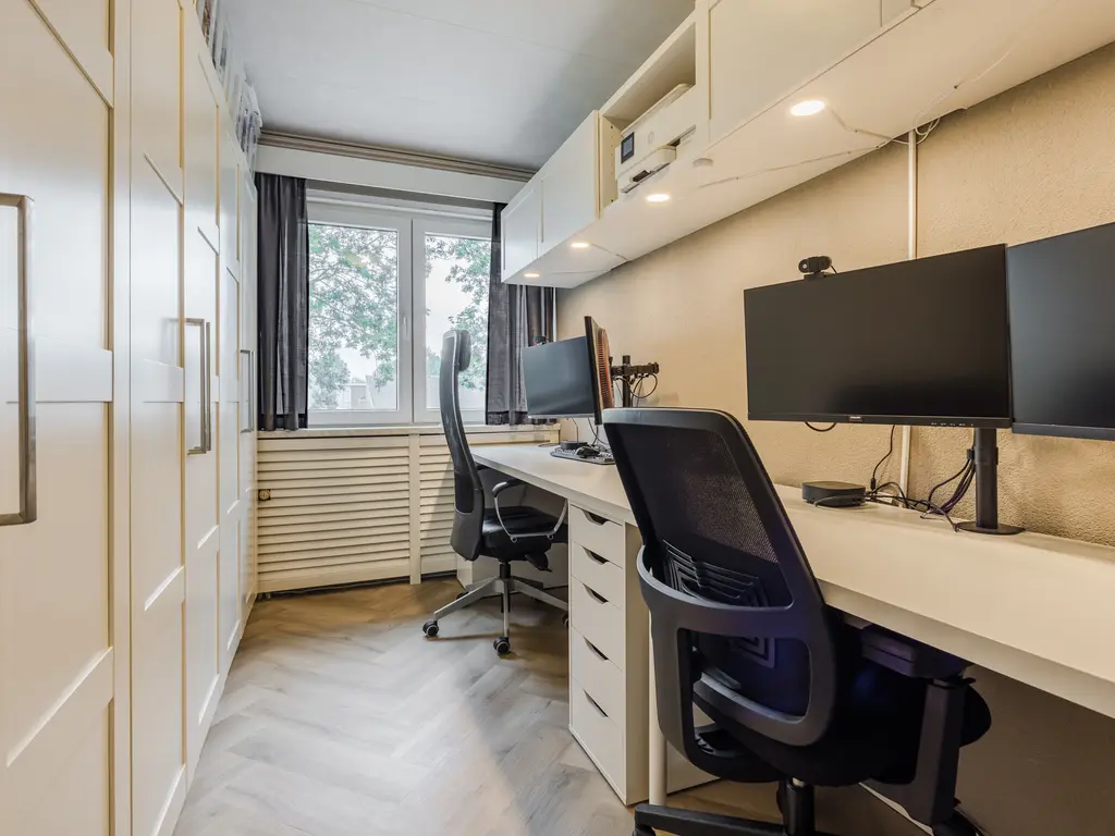 Alver 9, PAPENDRECHT