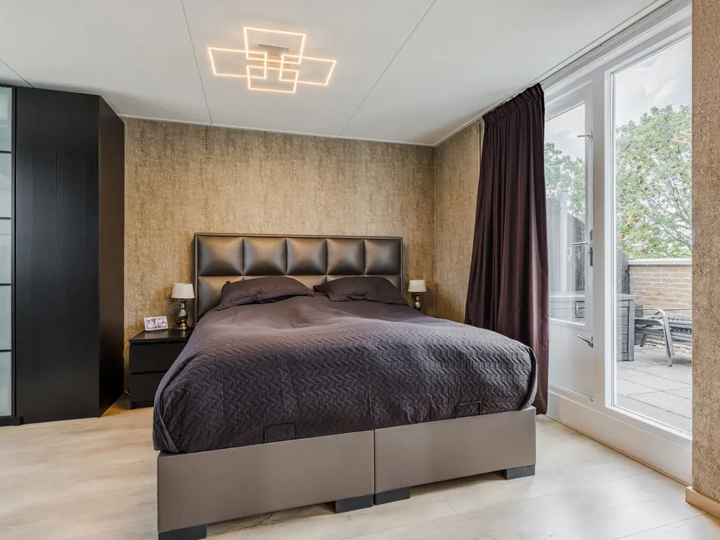 Alver 9, PAPENDRECHT