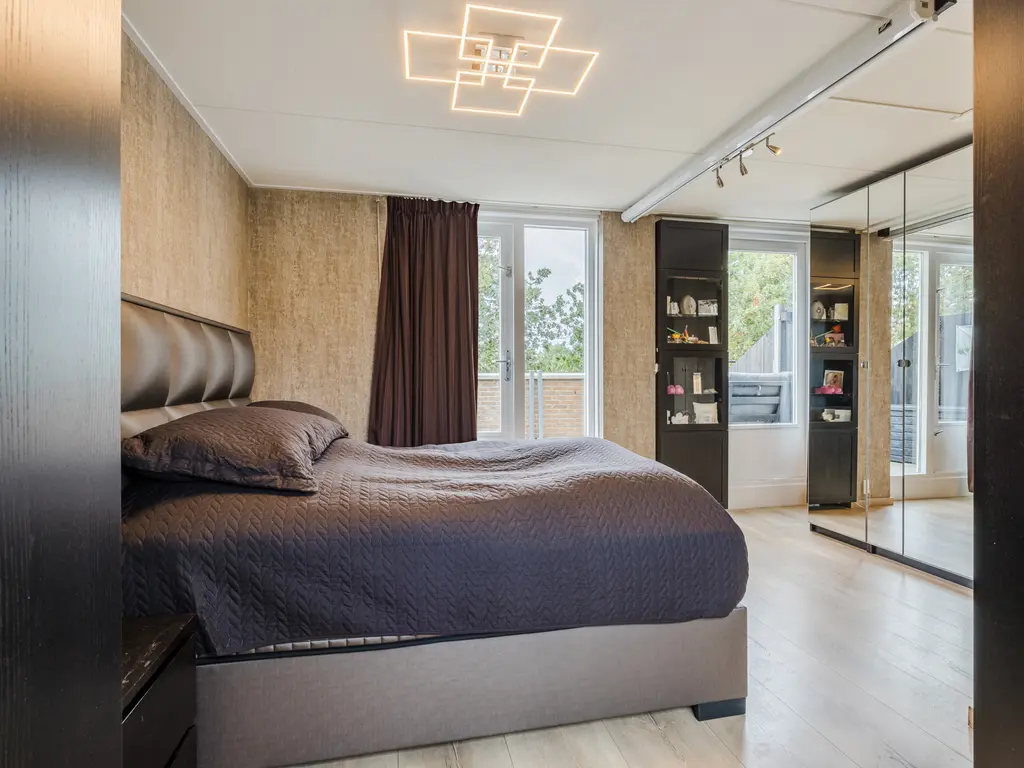 Alver 9, PAPENDRECHT