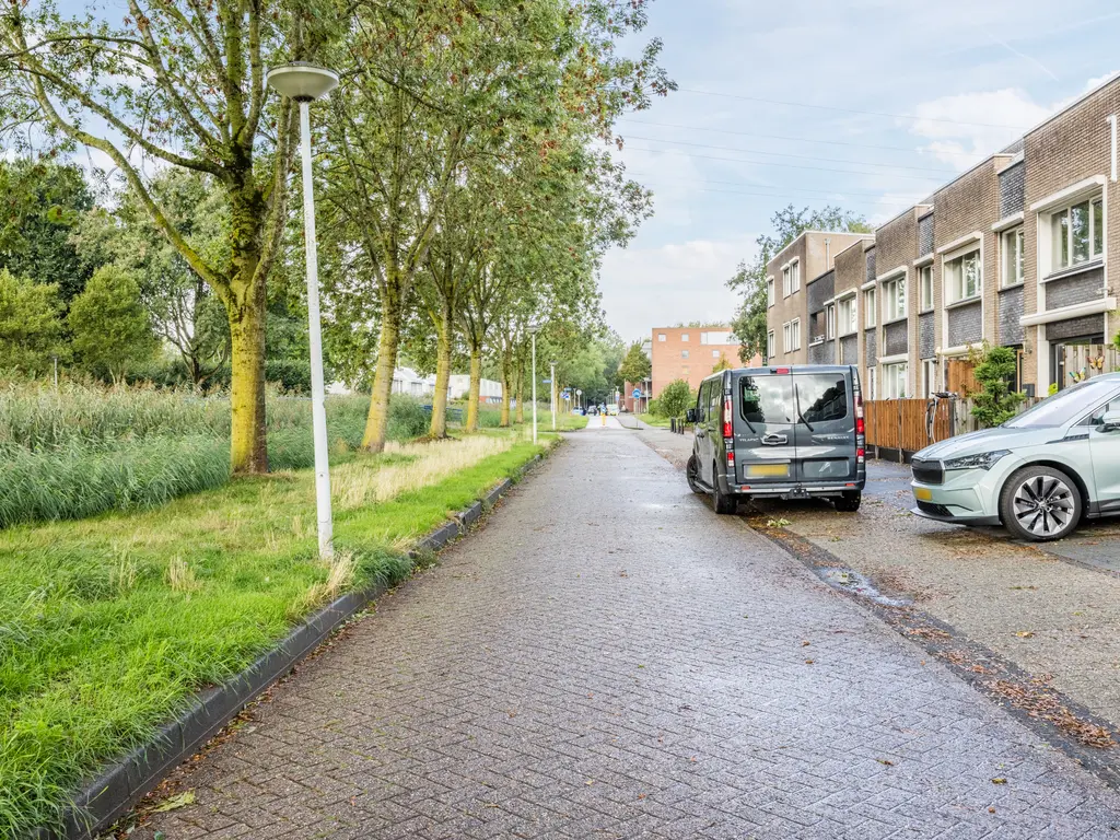 Alver 9, PAPENDRECHT