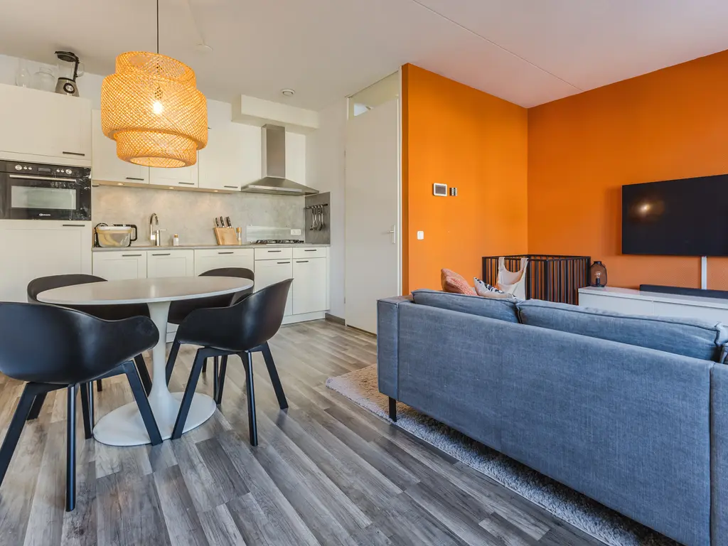 Schooldwarsstraat 100, PAPENDRECHT