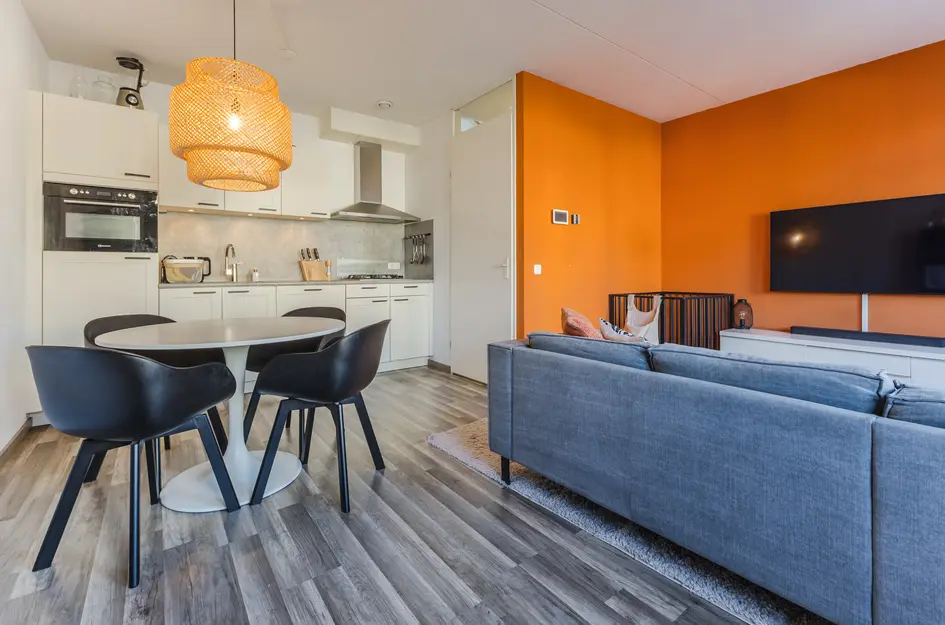 Schooldwarsstraat 100