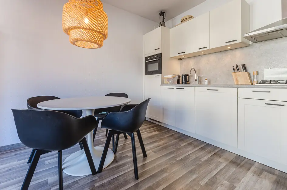 Schooldwarsstraat 100