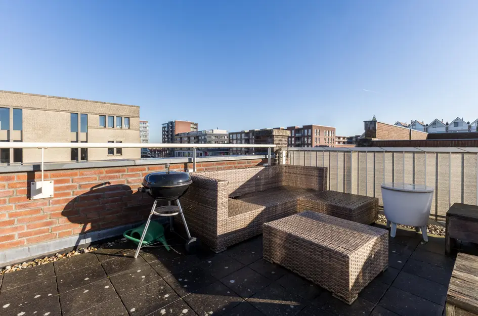 Schooldwarsstraat 100