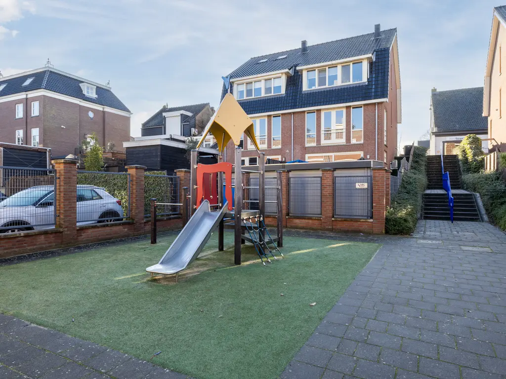 Schooldwarsstraat 100, PAPENDRECHT