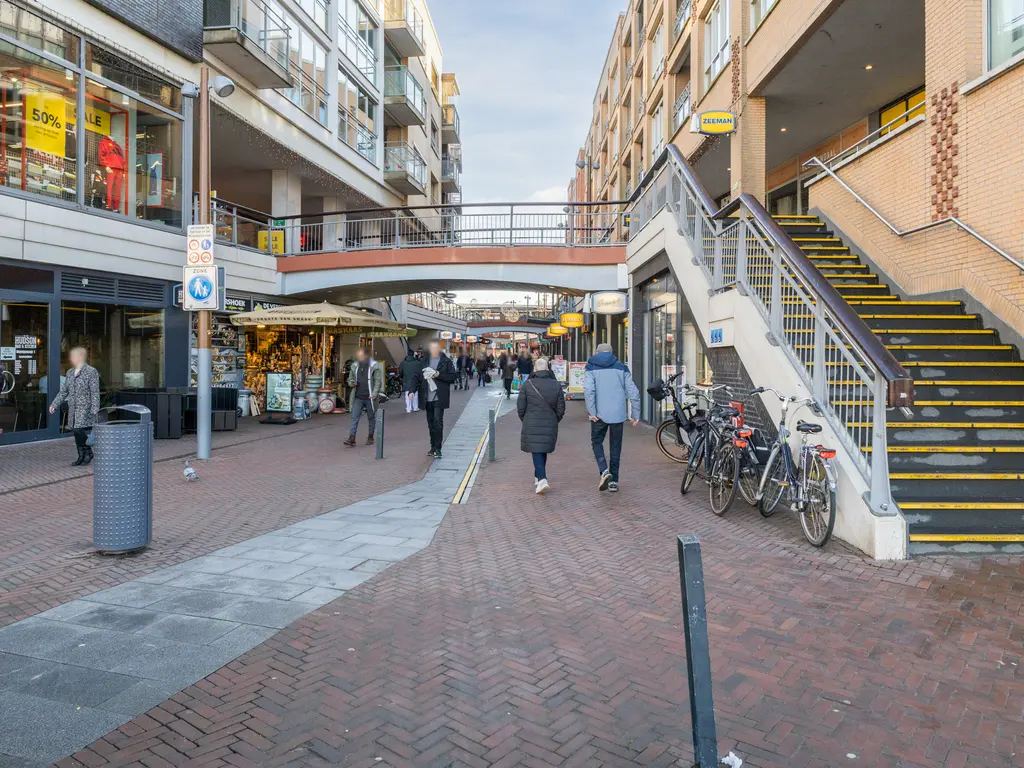 Schooldwarsstraat 100, PAPENDRECHT