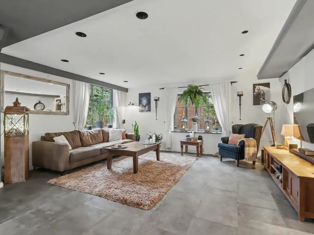 Wieldrechtse Zeedijk 35, DORDRECHT