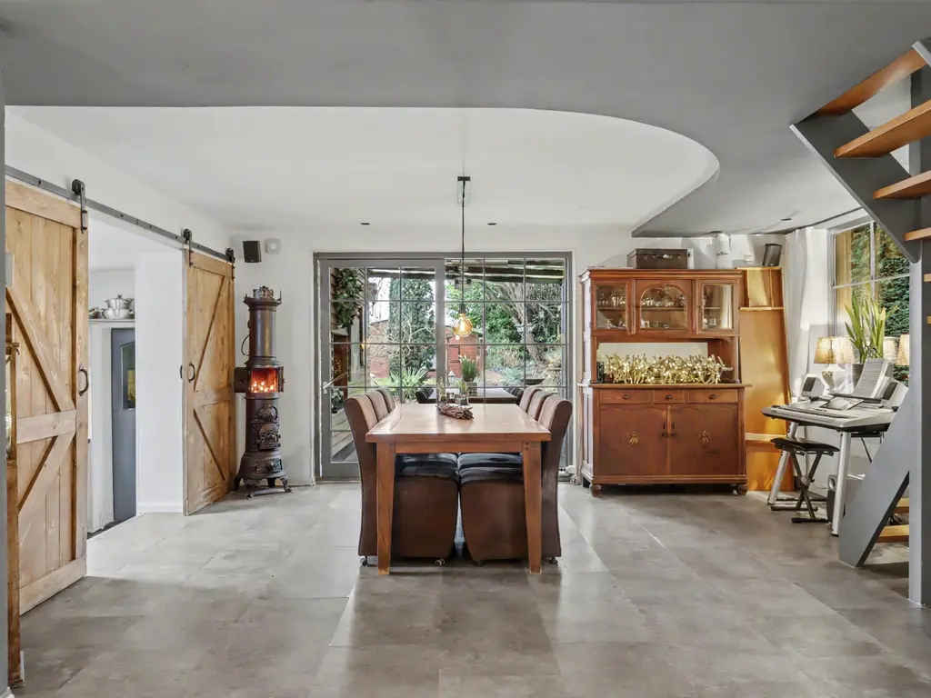 Wieldrechtse Zeedijk 35, DORDRECHT