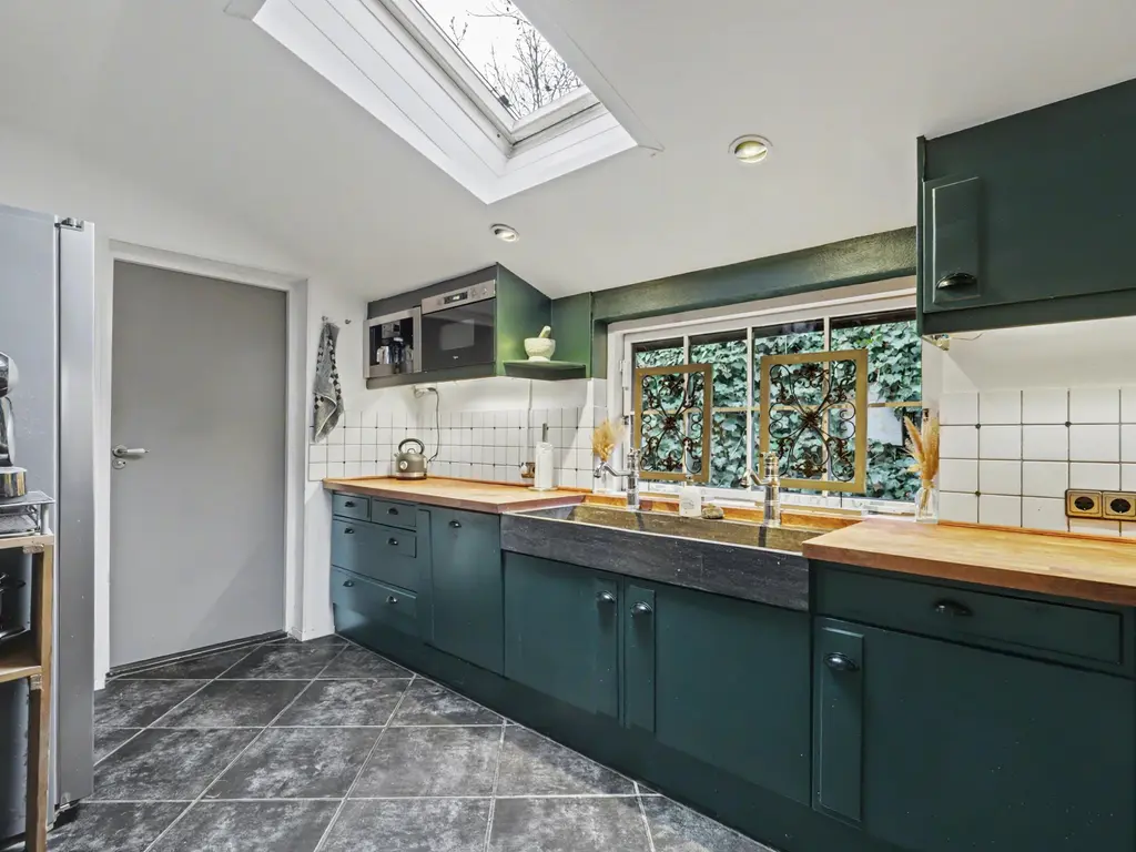 Wieldrechtse Zeedijk 35, DORDRECHT