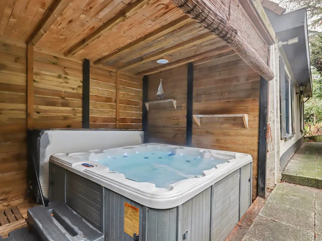 Wieldrechtse Zeedijk 35, DORDRECHT