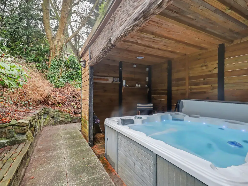 Wieldrechtse Zeedijk 35, DORDRECHT