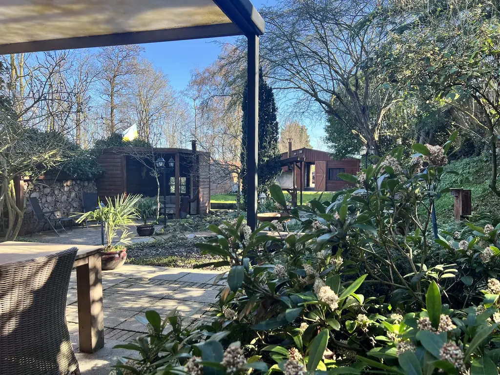 Wieldrechtse Zeedijk 35, DORDRECHT