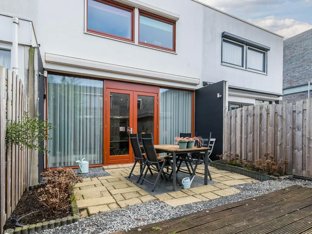 Goudsbloemstraat 43, PAPENDRECHT