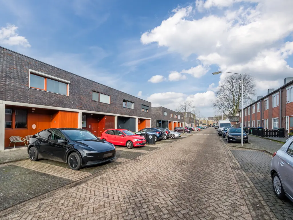 Goudsbloemstraat 43, PAPENDRECHT