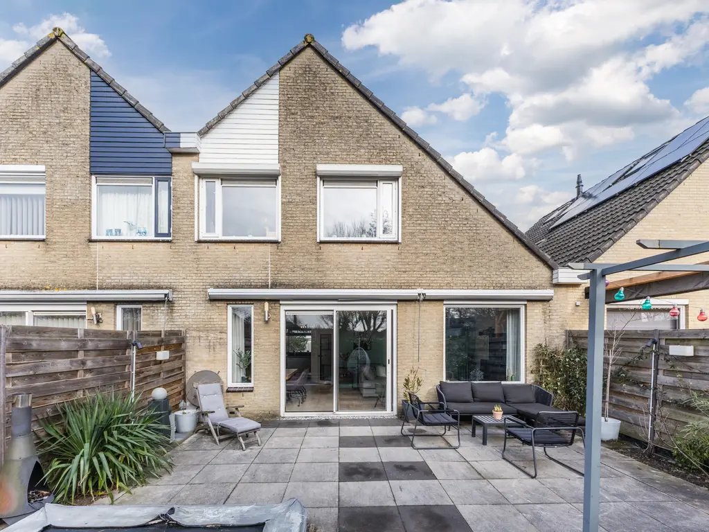 Lijsterbeshof 34, PAPENDRECHT