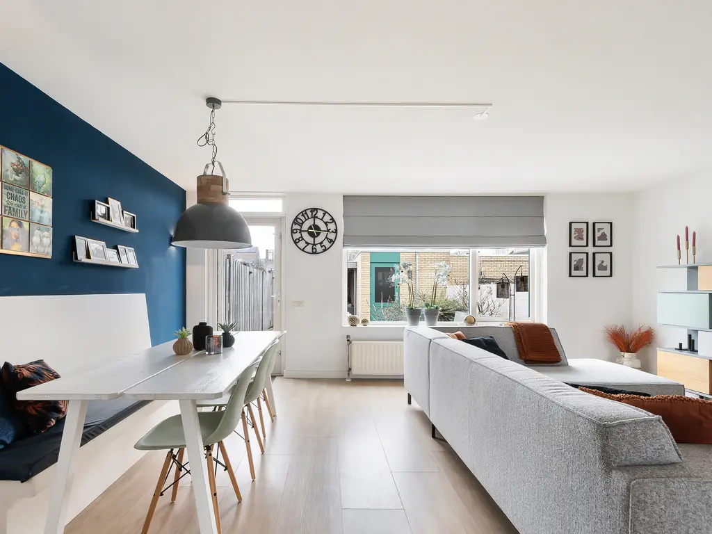 Hoefbladlaan 63, PAPENDRECHT