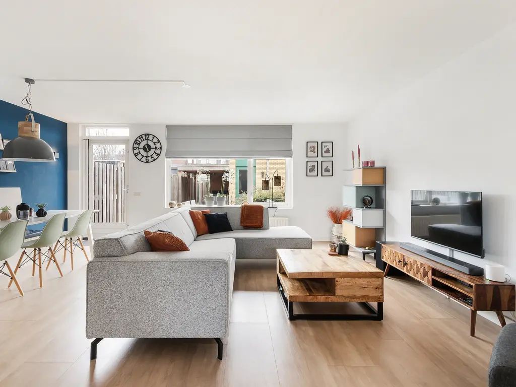 Hoefbladlaan 63, PAPENDRECHT