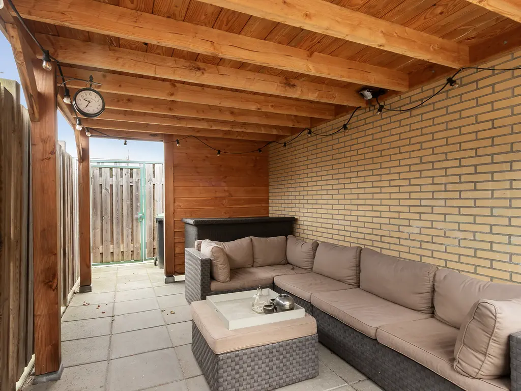 Hoefbladlaan 63, PAPENDRECHT