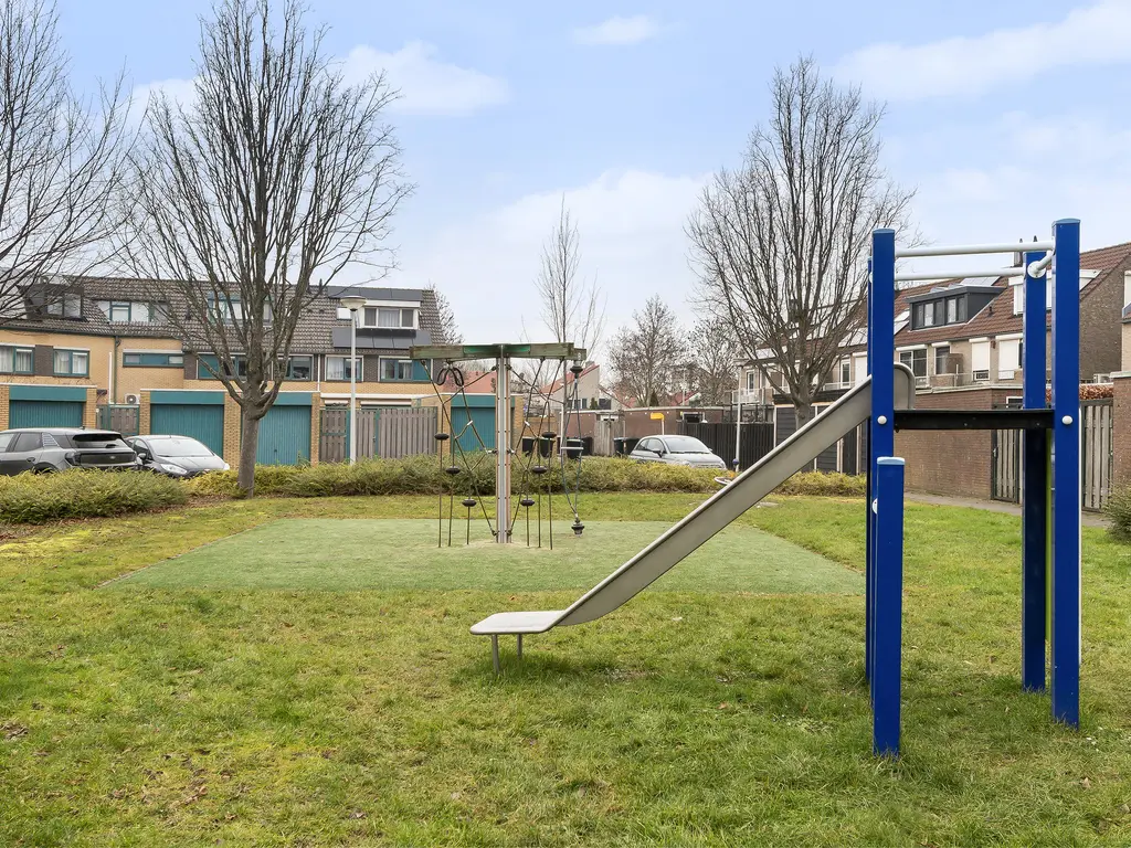 Hoefbladlaan 63, PAPENDRECHT