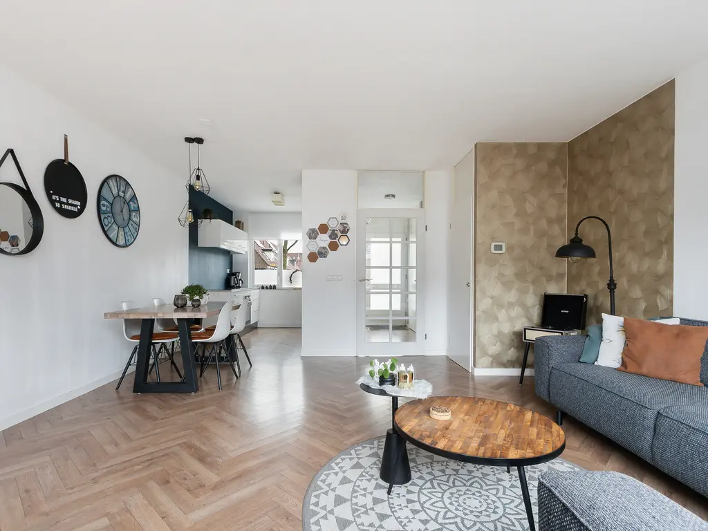 Appeldreef 7, PAPENDRECHT