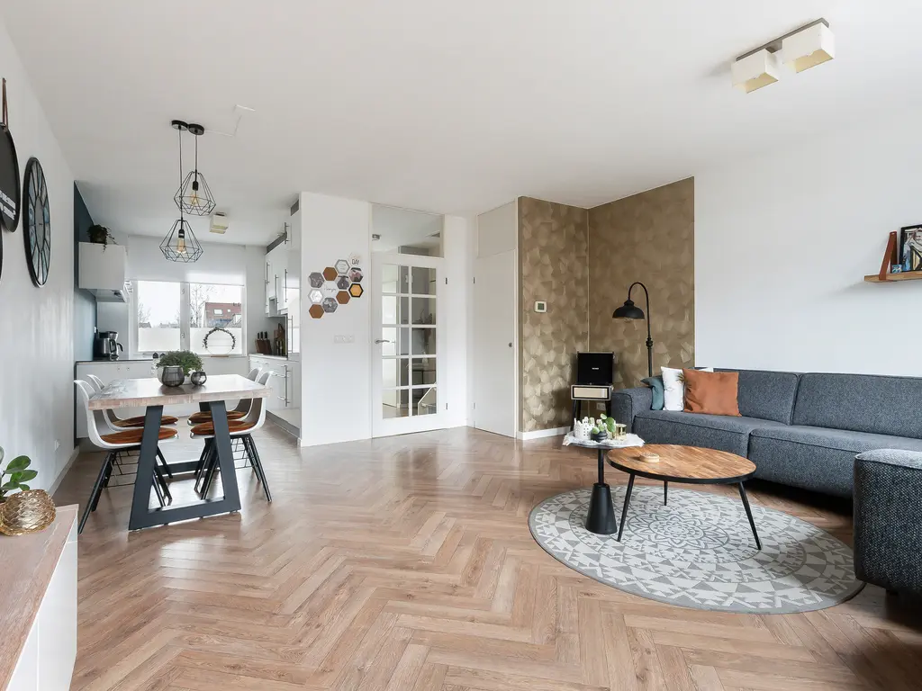 Appeldreef 7, PAPENDRECHT