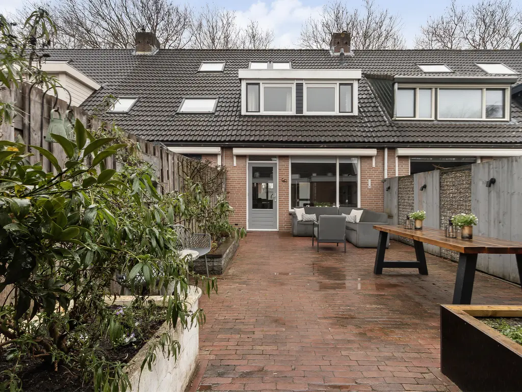 Appeldreef 7, PAPENDRECHT