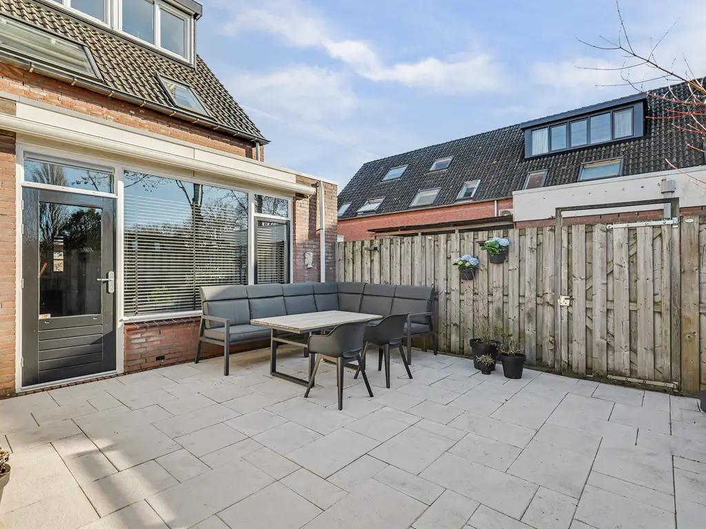 Jean-Paul Sartre-erf 86, DORDRECHT