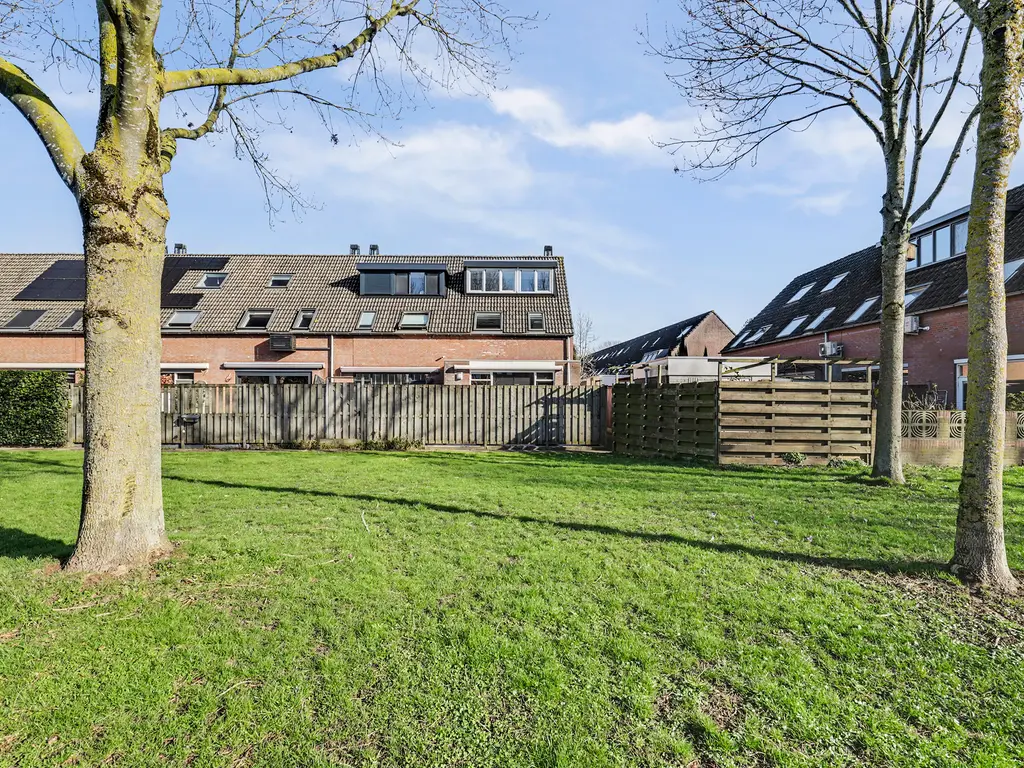 Jean-Paul Sartre-erf 86, DORDRECHT