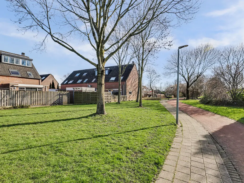 Jean-Paul Sartre-erf 86, DORDRECHT