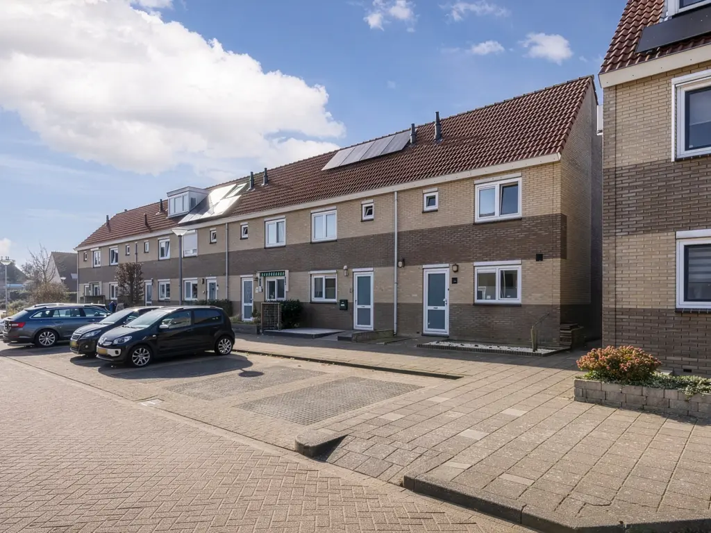 Dennenhof 13, PAPENDRECHT
