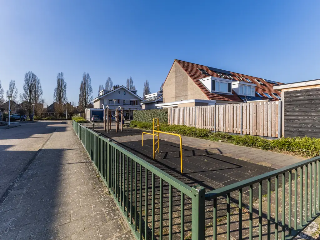 Dennenhof 13, PAPENDRECHT