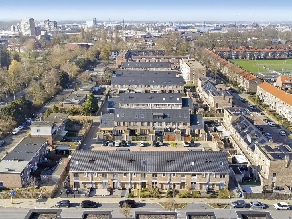 Jacob van Ruisdaelstraat 9, DORDRECHT