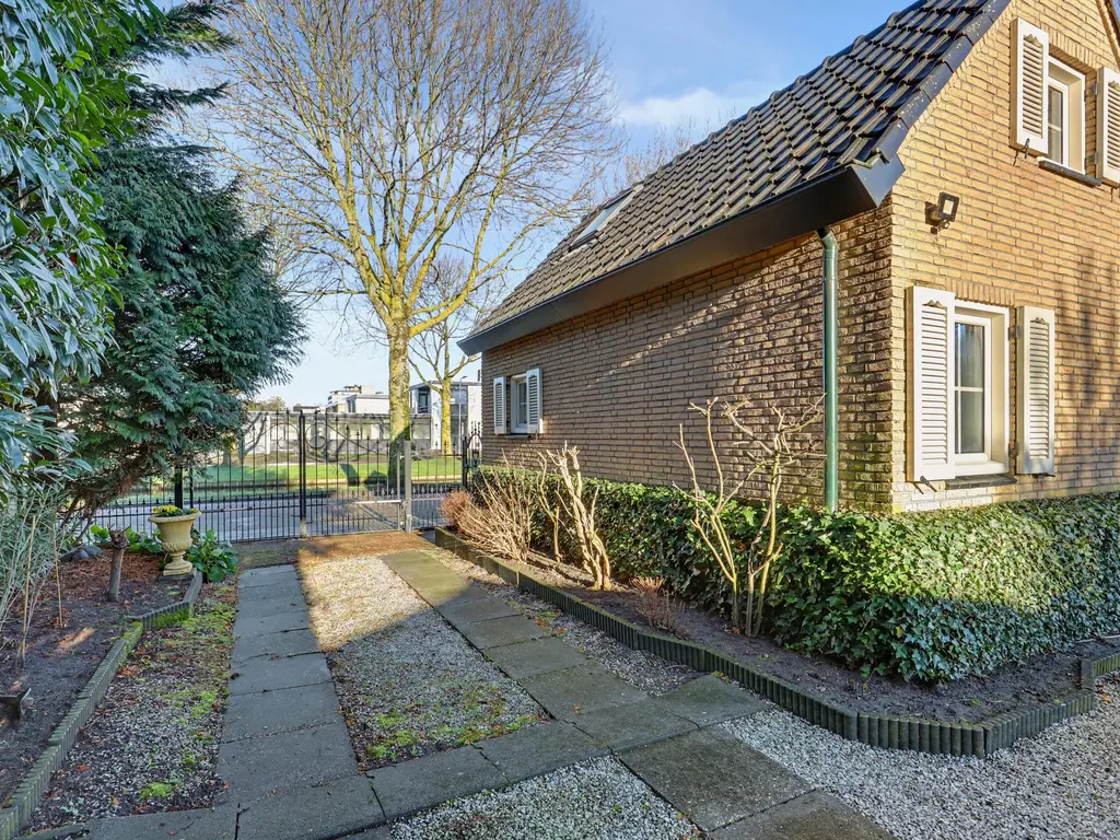 Laurensvliet 4, ZWIJNDRECHT